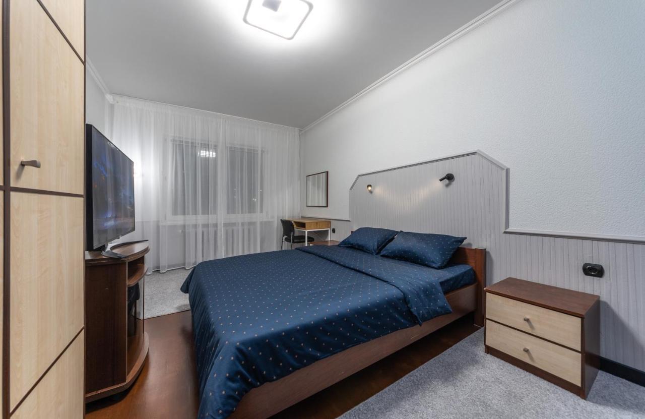 Modern 3 Bedroom Apartment Kiev Luaran gambar