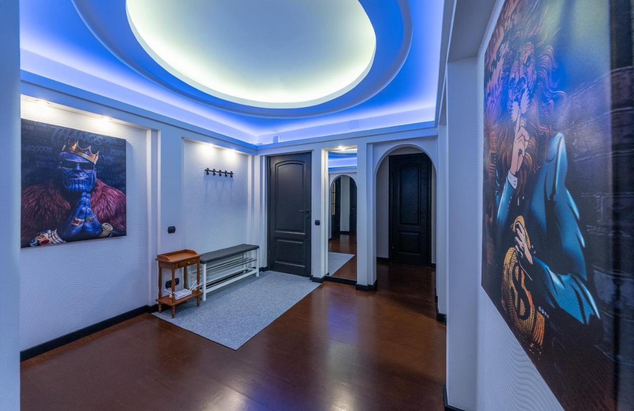 Modern 3 Bedroom Apartment Kiev Luaran gambar
